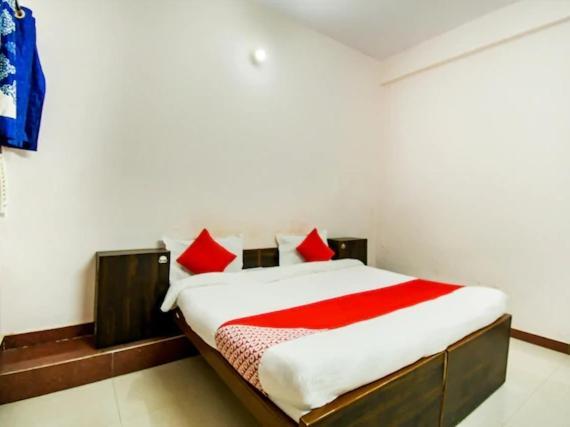 Oyo Hotel Radhe Krishna Marriage Hall Lucknow Dış mekan fotoğraf